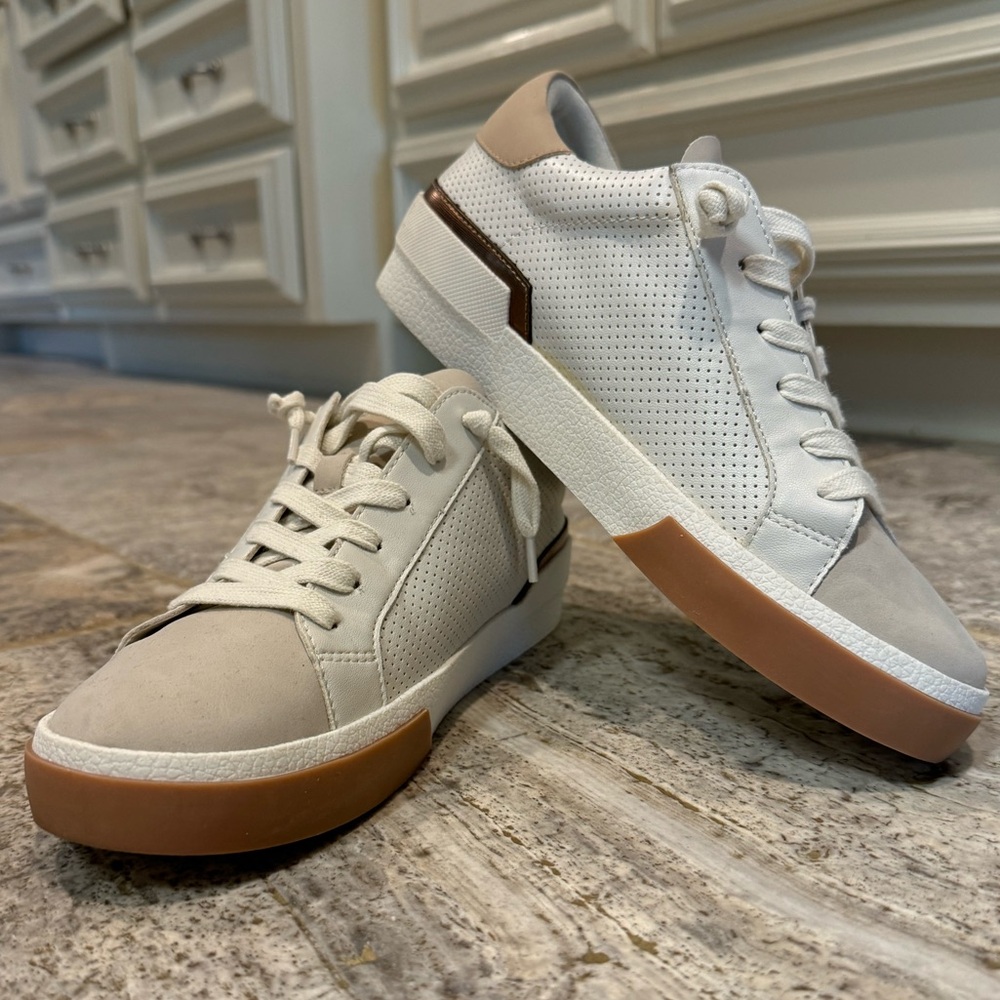 Dolce Vita Hillow sneakers 8.5M Blush Multi